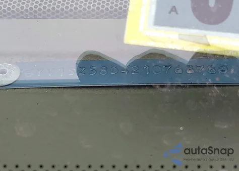 2002 Volvo V70 Xc z USA, uszkodzony, nr VIN YV1SZ58D421076878